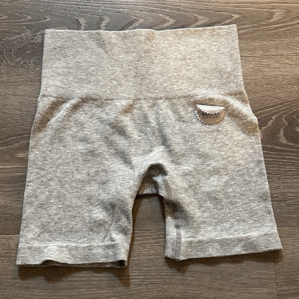 Gray Bottoms